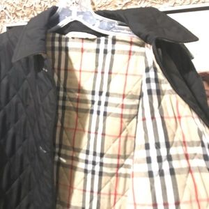 Classic Burberry quilted lightweight parka